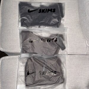 Skims Nike ribbed Seamless 2 Micro XL & L, 1 Racer Bra XL. see description